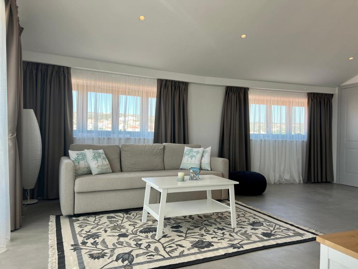 Luxury Apartments Azalea Primosten Exterior photo