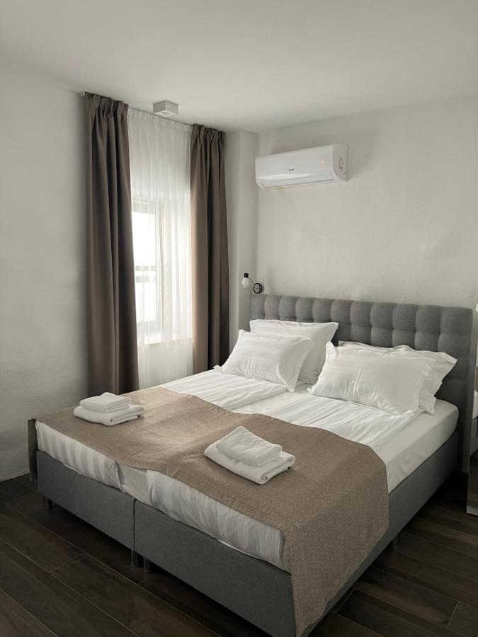 Luxury Apartments Azalea Primosten Exterior photo